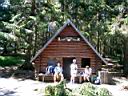 g Le chalet de la Pierre des trois Bans.jpg
